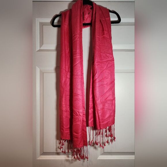 Elegant Pink Tassel Scarf - Picture 1 of 3